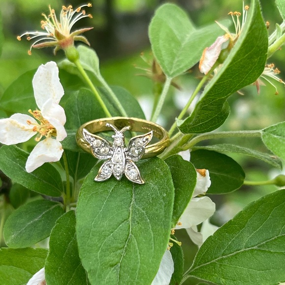Vintage Jewelry - Vintage 14k Gold Filled Butterfly Ring